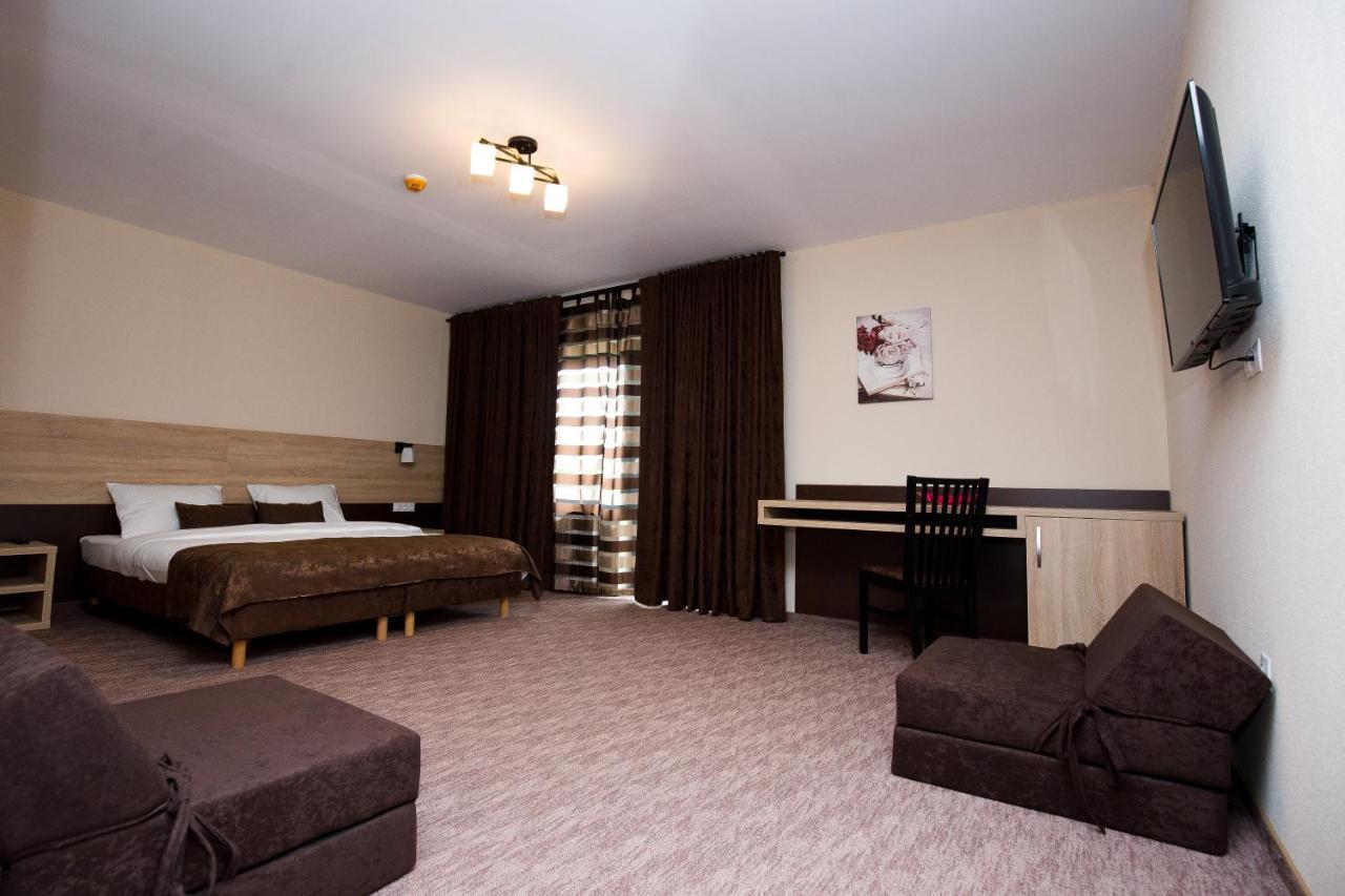 Hotel Casa Baimareana à Baia Mare Extérieur photo